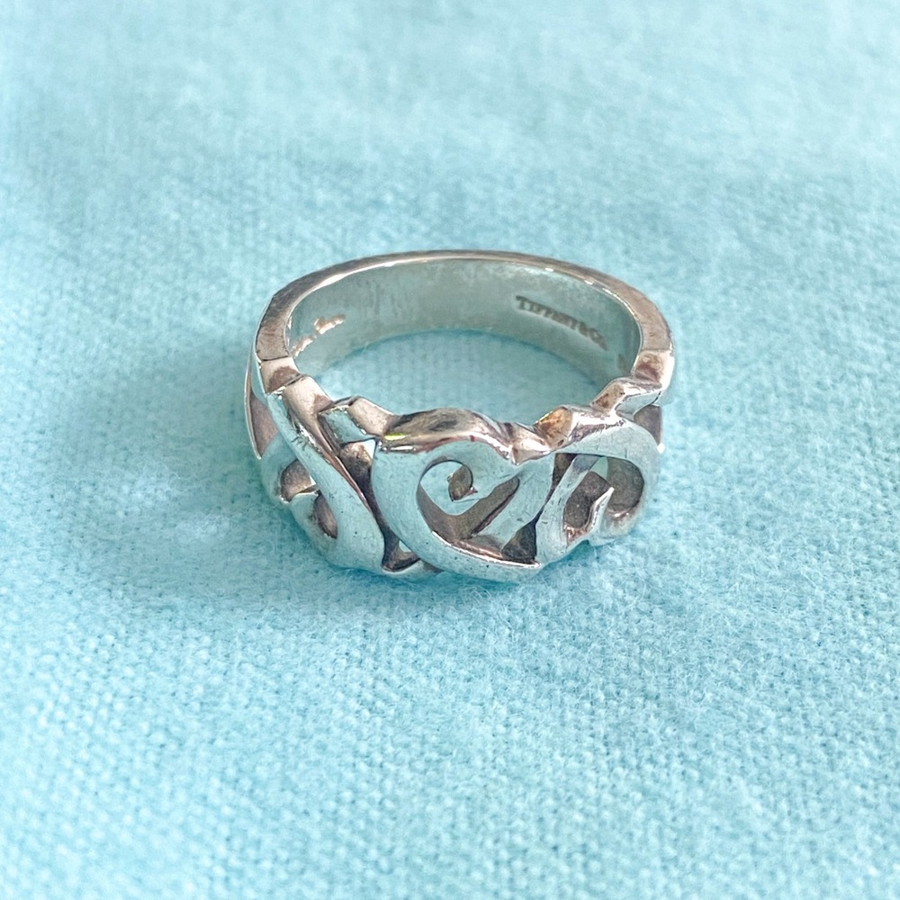 Tiffany & Co. Paloma Picasso Triple Loving Heart Ring